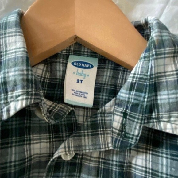 Gap/Old Navy plaid shirt sweater set; size 2T - Picture 7 of 7